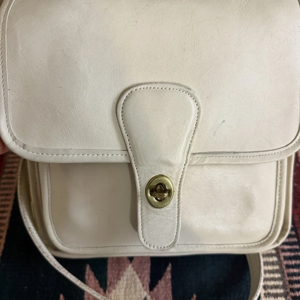 Vintage 1980s Coach Station Bag Satchel In Bone Beige Shoulder Purse Made In USA